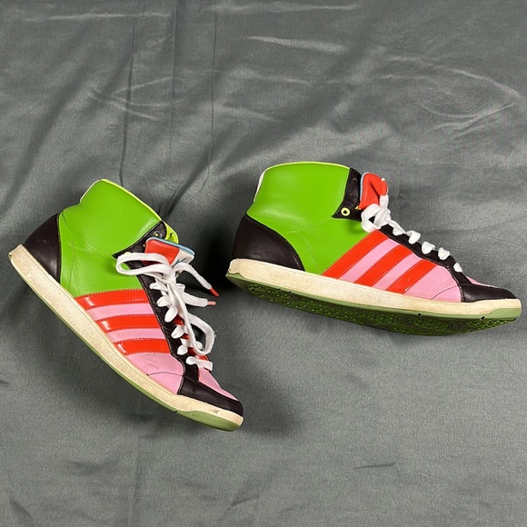 ADIDAS Leather Chucks | Women's Size 8.5 - Picture 2 of 8